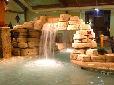 Indoor pool fountain